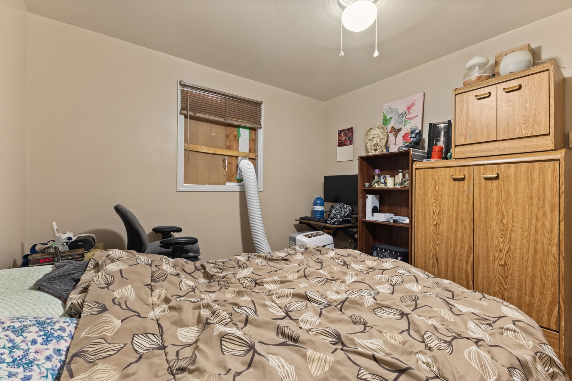 









401

 - 409


Av. de Buckingham

,
Gatineau (Buckingham),




QC
J8L2G8

