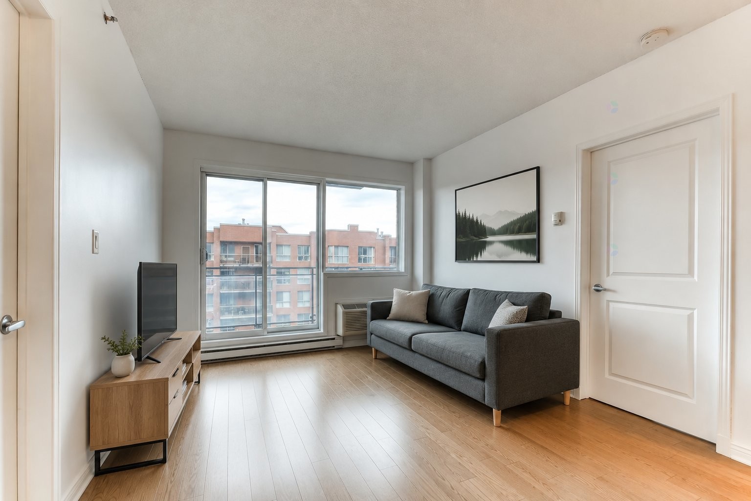 









551


Rue de la Montagne

, 704,
Montréal (Ville-Marie),




QC
H3C6S4

