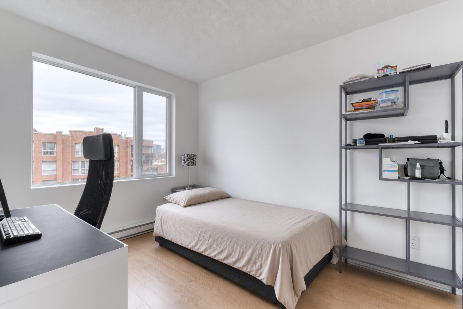 









551


Rue de la Montagne

, 704,
Montréal (Ville-Marie),




QC
H3C6S4

