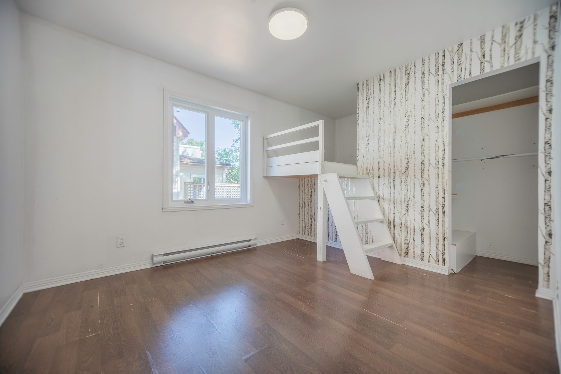 









2012

 - 2014


Rue St-Pierre

,
Longueuil (Le Vieux-Longueuil),




QC
J4P3K6

