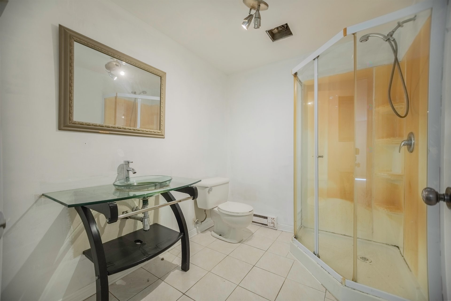 









2012

 - 2014


Rue St-Pierre

,
Longueuil (Le Vieux-Longueuil),




QC
J4P3K6

