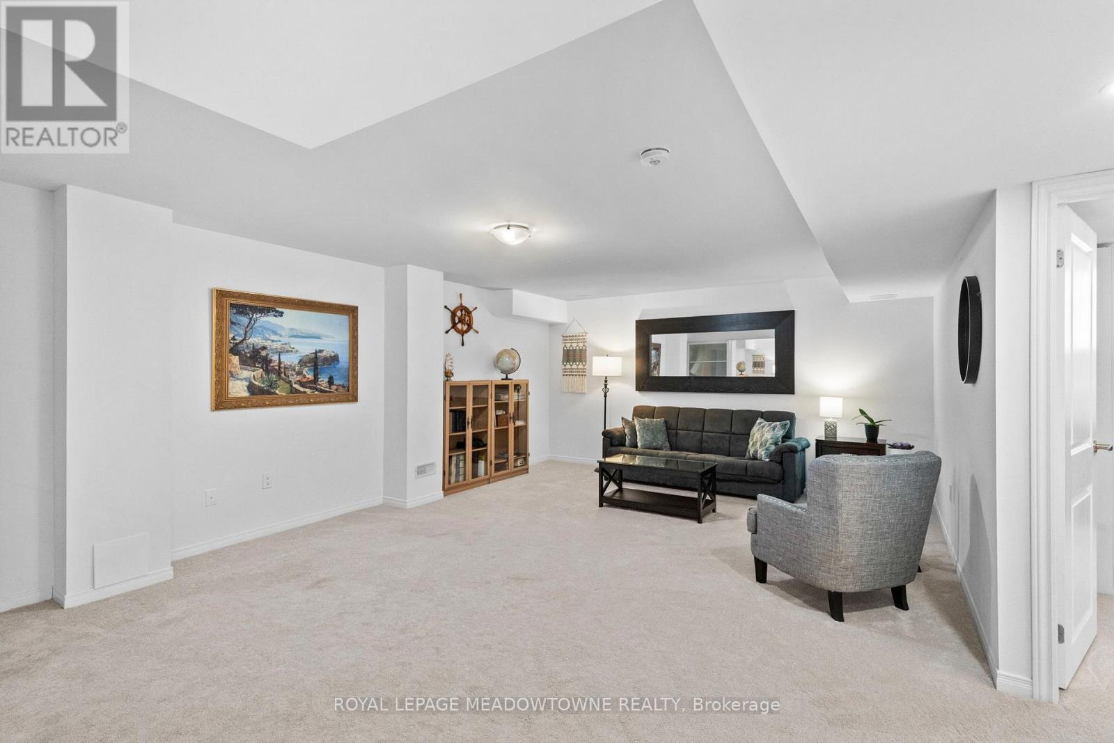 












24 COSMOPOLITAN COMMON

,
St. Catharines,




Ontario
L2M0B8

