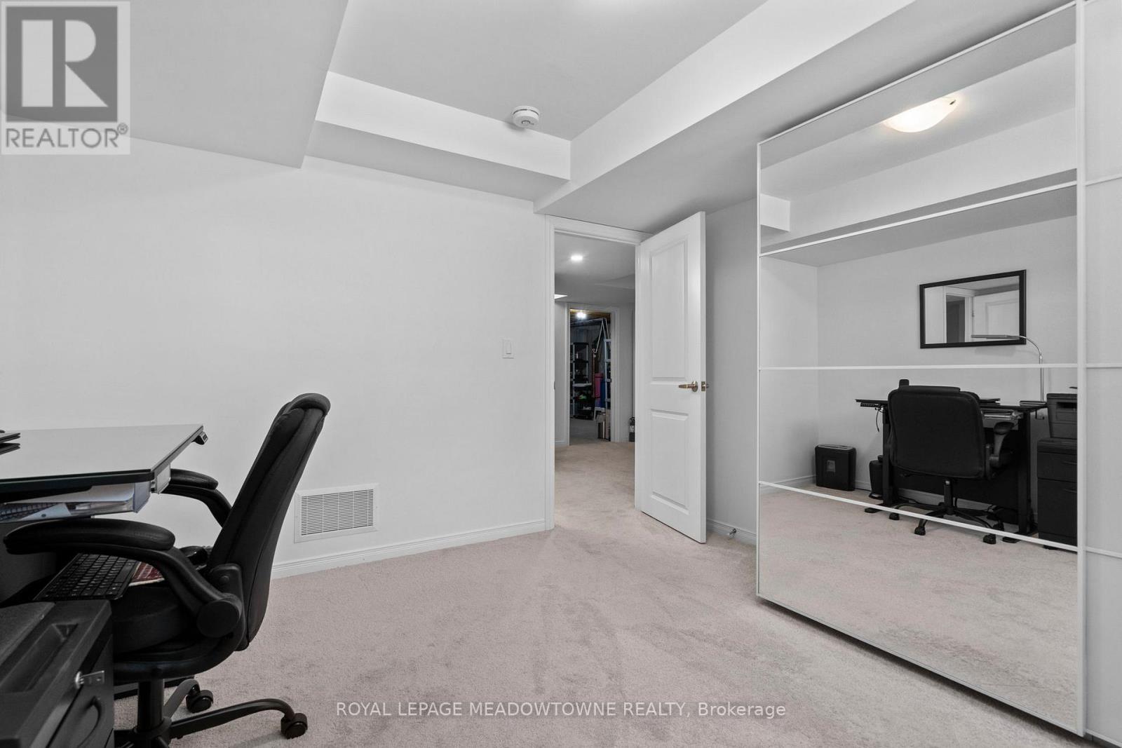 












24 COSMOPOLITAN COMMON

,
St. Catharines,




Ontario
L2M0B8

