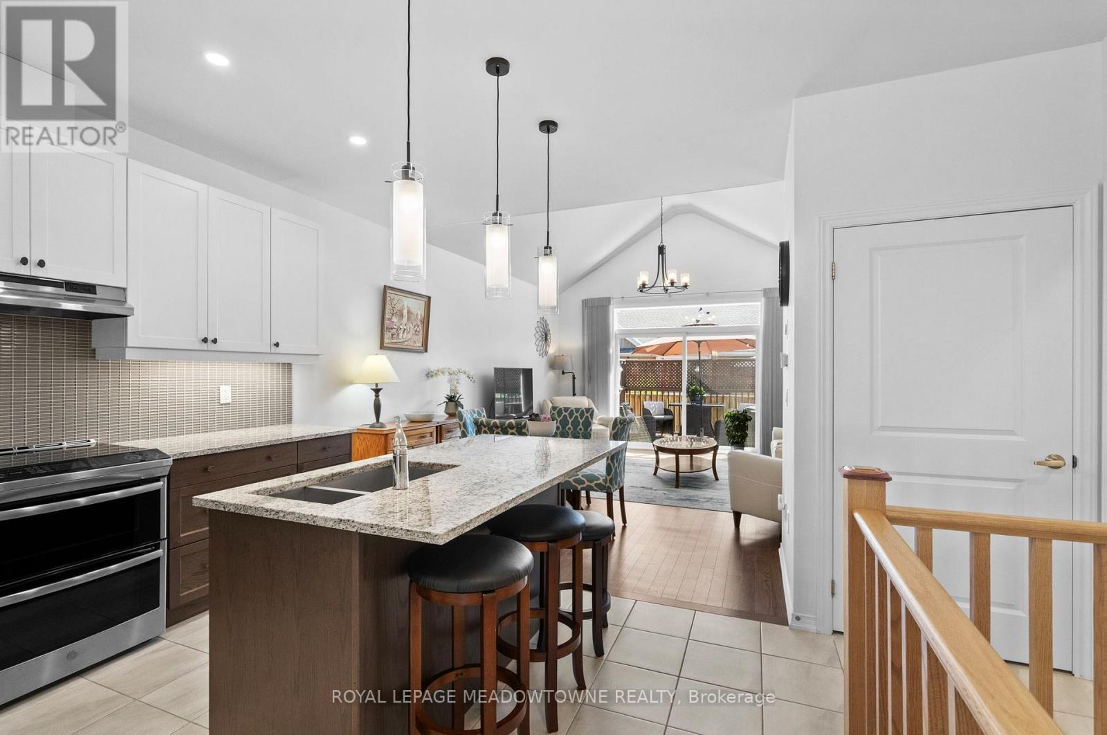 












24 COSMOPOLITAN COMMON

,
St. Catharines,




Ontario
L2M0B8

