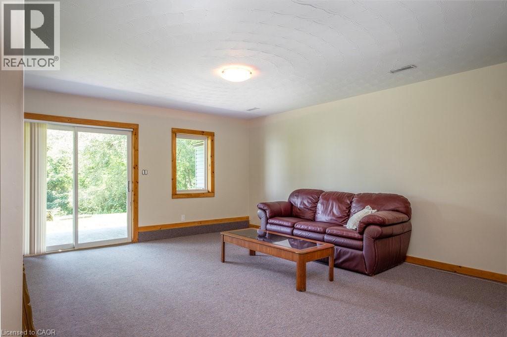 












210 HILLSIDE Avenue

,
Normandale,




Ontario
N0E1T0

