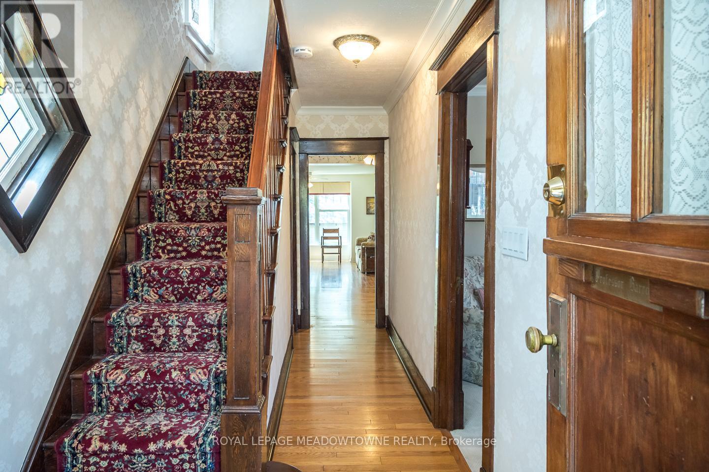 












90 THOMAS STREET

,
Milton,




Ontario
L9T2E2

