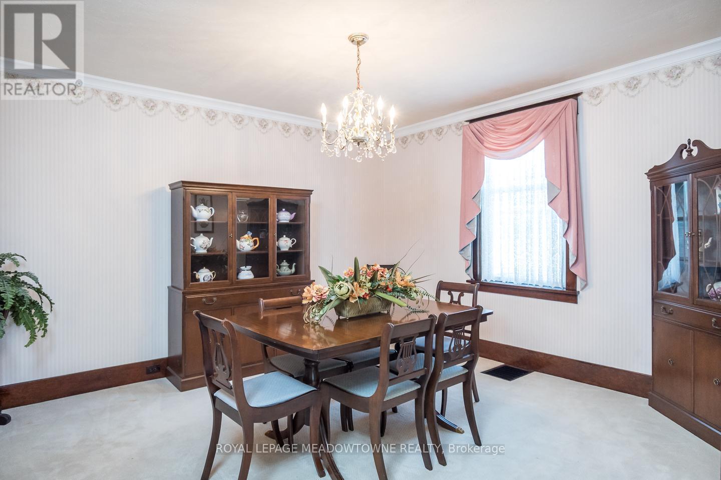 












90 THOMAS STREET

,
Milton,




Ontario
L9T2E2

