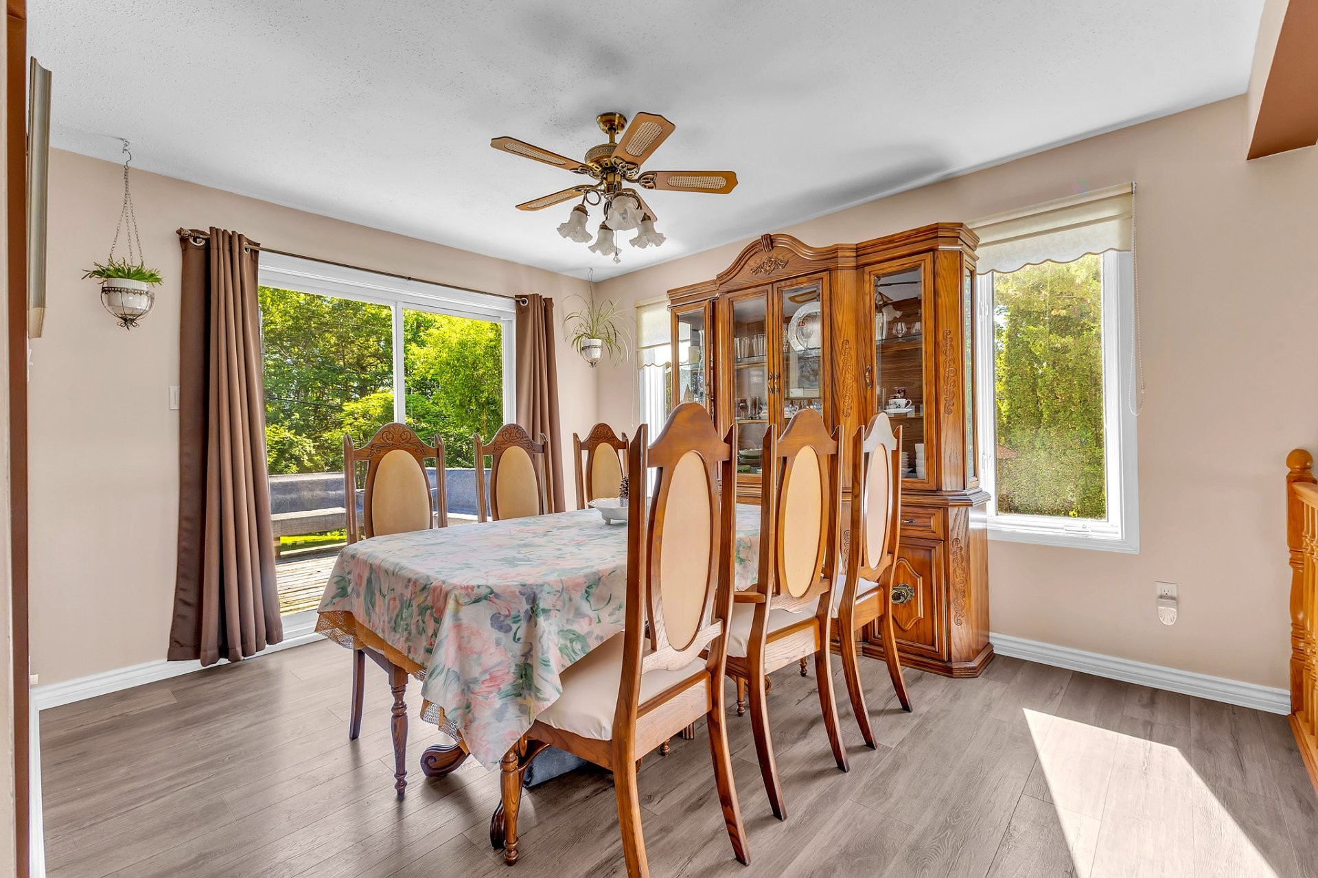 









297


Rue des Jacinthes

,
Gatineau (Gatineau),




QC
J8R1L9


