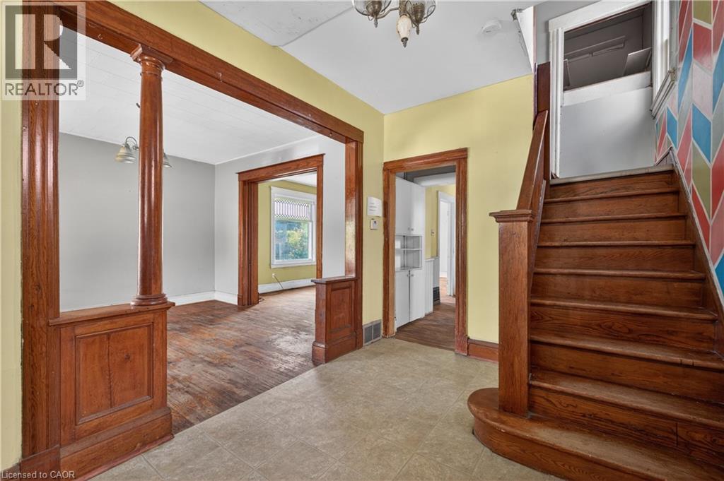 












26 ARTHUR Avenue

,
St. Thomas,




Ontario
N5P3L2


