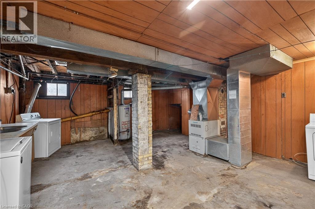 












26 ARTHUR Avenue

,
St. Thomas,




Ontario
N5P3L2

