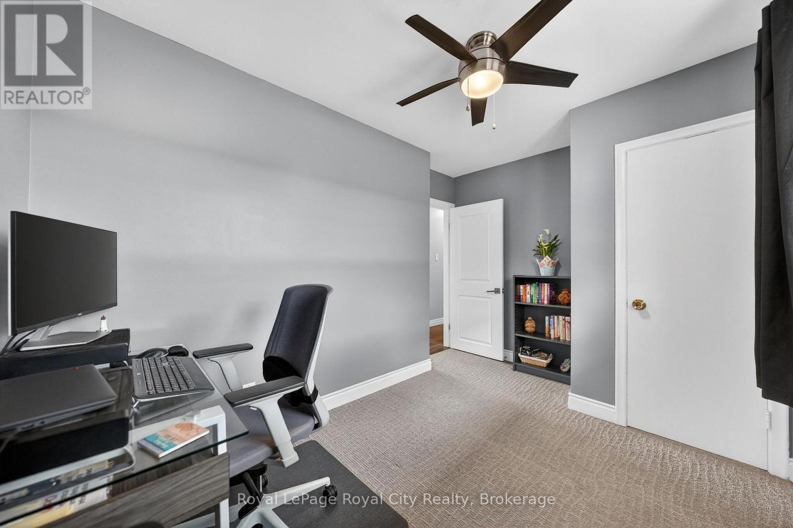 












281 METCALFE STREET

,
Guelph (General Hospital),




Ontario
N1E4Z2


