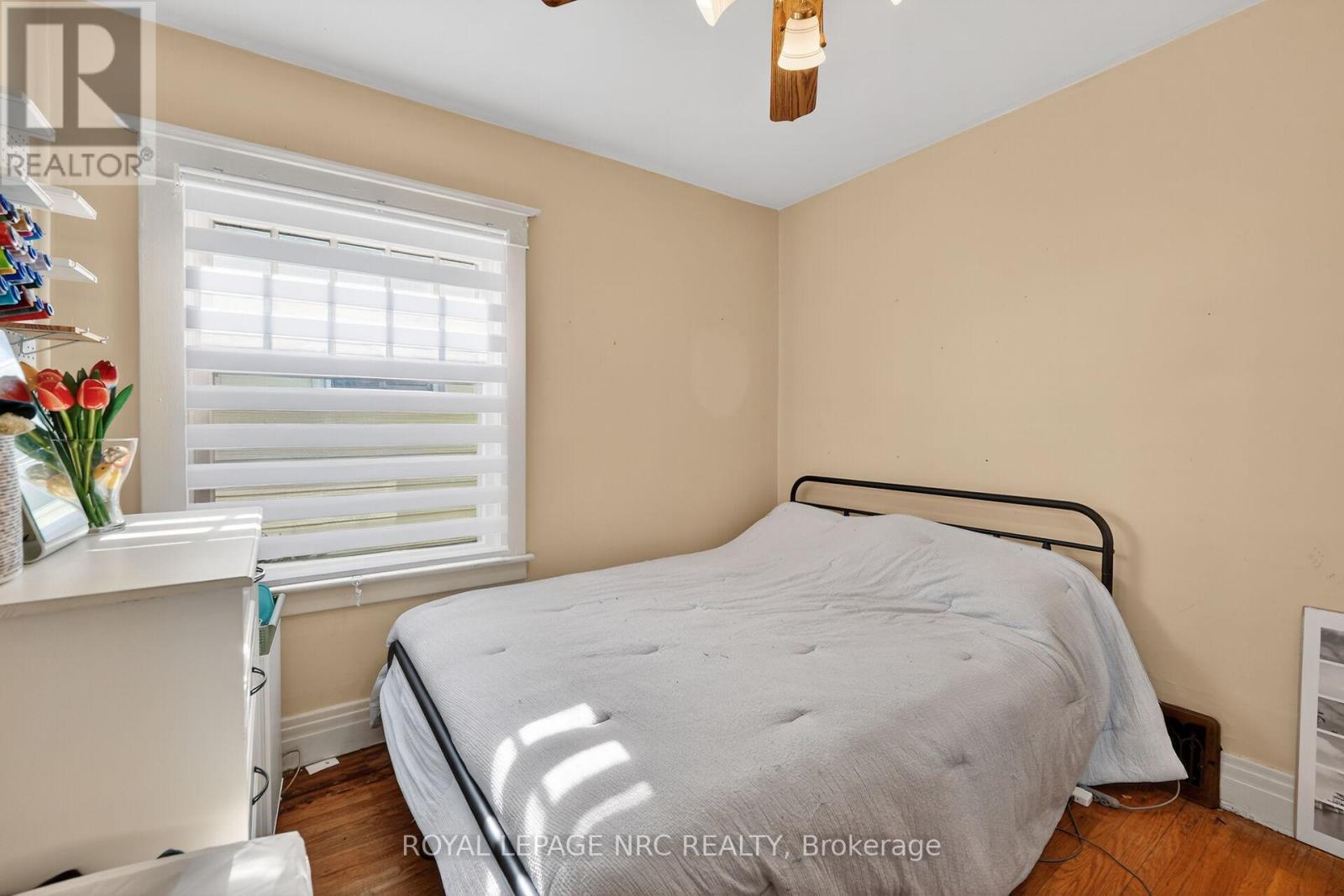 












146 CARLTON STREET

,
St. Catharines (Downtown),




Ontario
L2R1R7

