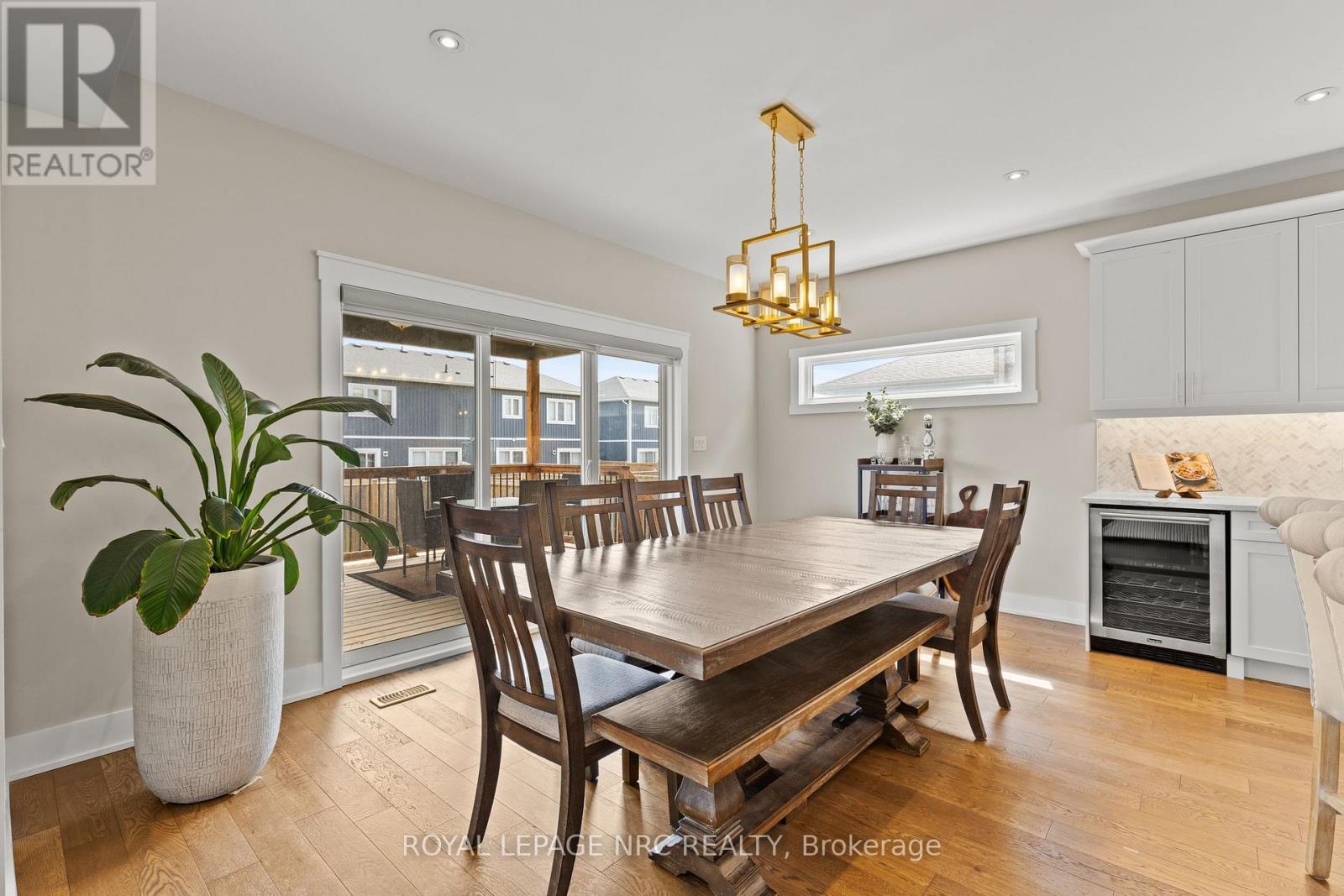 












271 MEMORIAL PARK DRIVE

,
Welland (Lincoln/Crowland),




Ontario
L3B0E3

