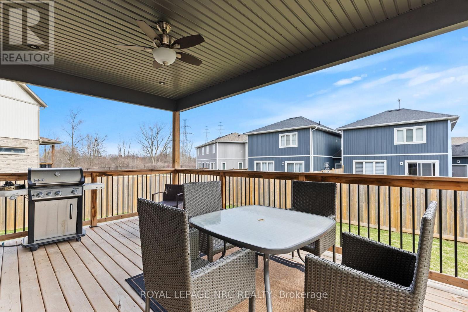 












271 MEMORIAL PARK DRIVE

,
Welland (Lincoln/Crowland),




Ontario
L3B0E3


