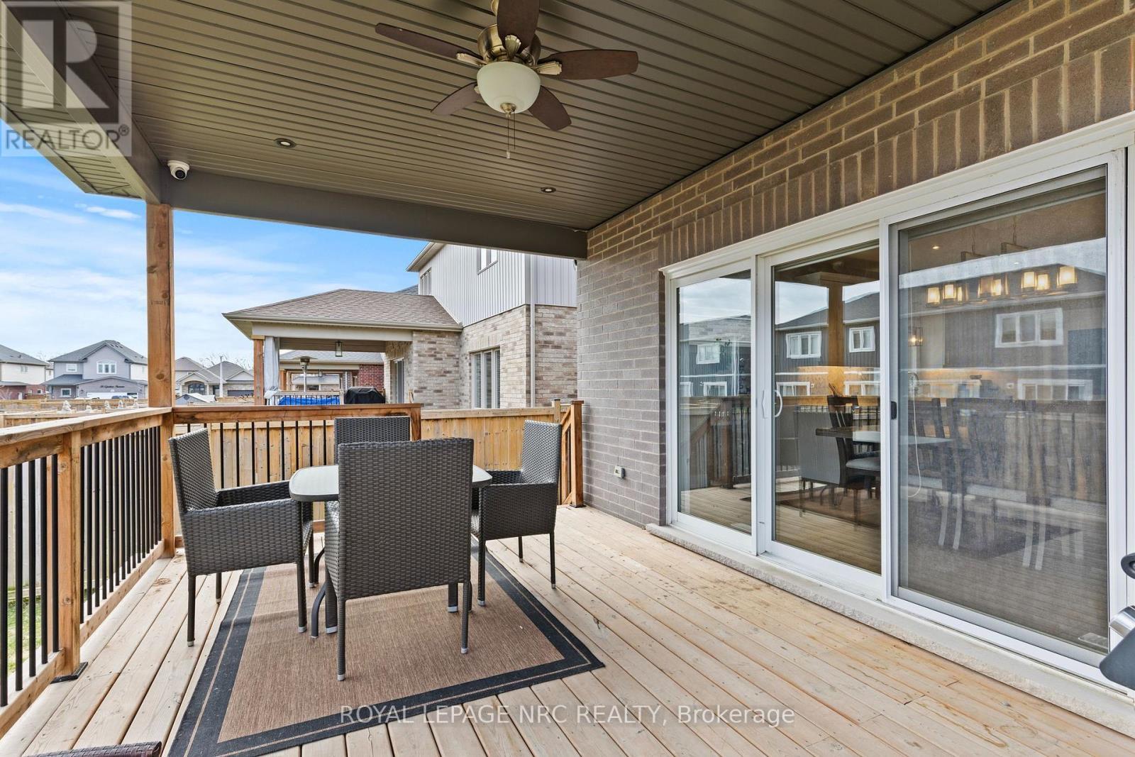 












271 MEMORIAL PARK DRIVE

,
Welland (Lincoln/Crowland),




Ontario
L3B0E3

