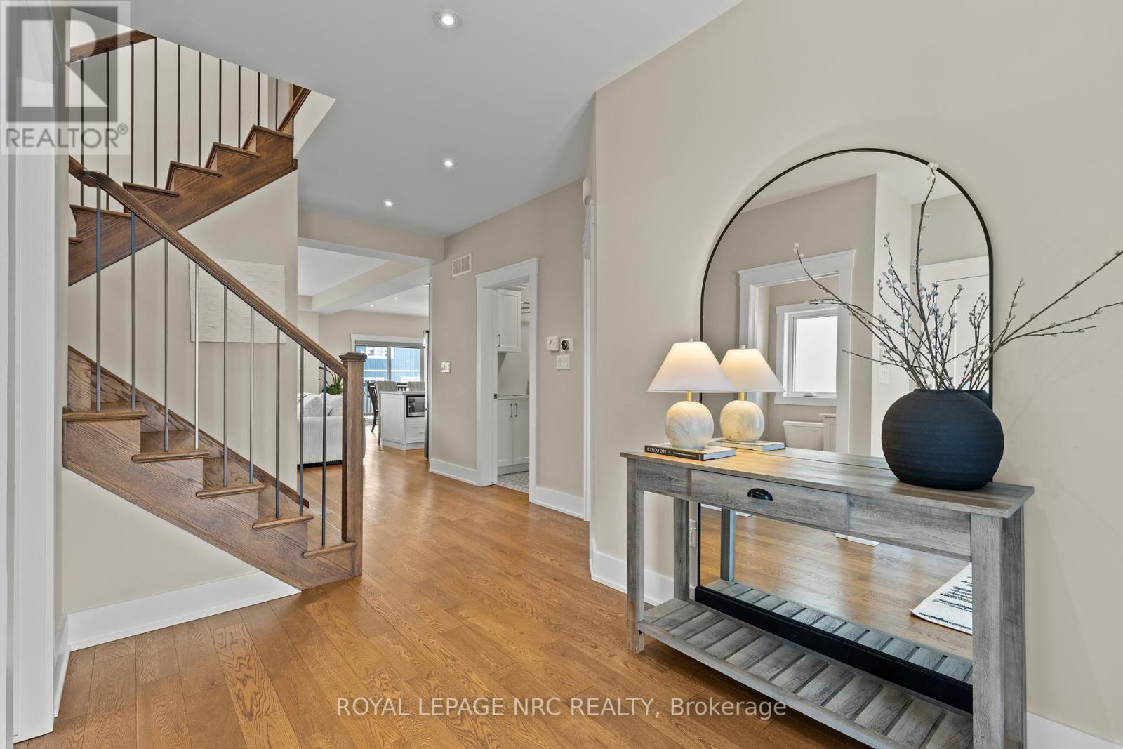 












271 MEMORIAL PARK DRIVE

,
Welland (Lincoln/Crowland),




Ontario
L3B0E3

