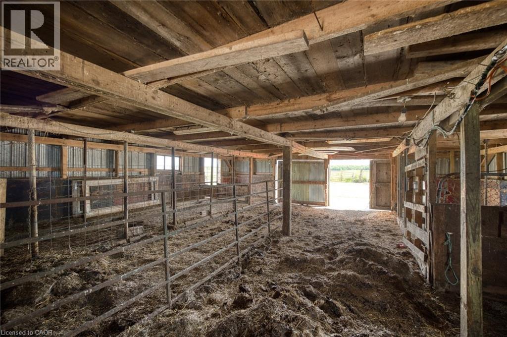












4276 HALDIMAND ROAD 20

,
Dunnville,




Ontario
N1A2W3


