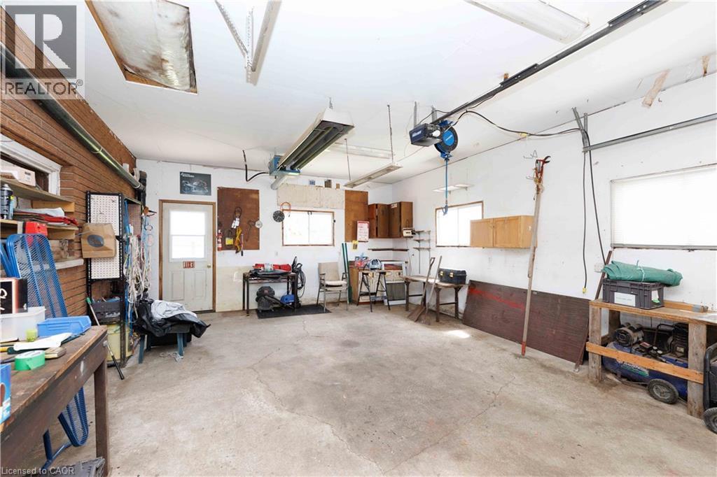 












4276 HALDIMAND ROAD 20

,
Dunnville,




Ontario
N1A2W3

