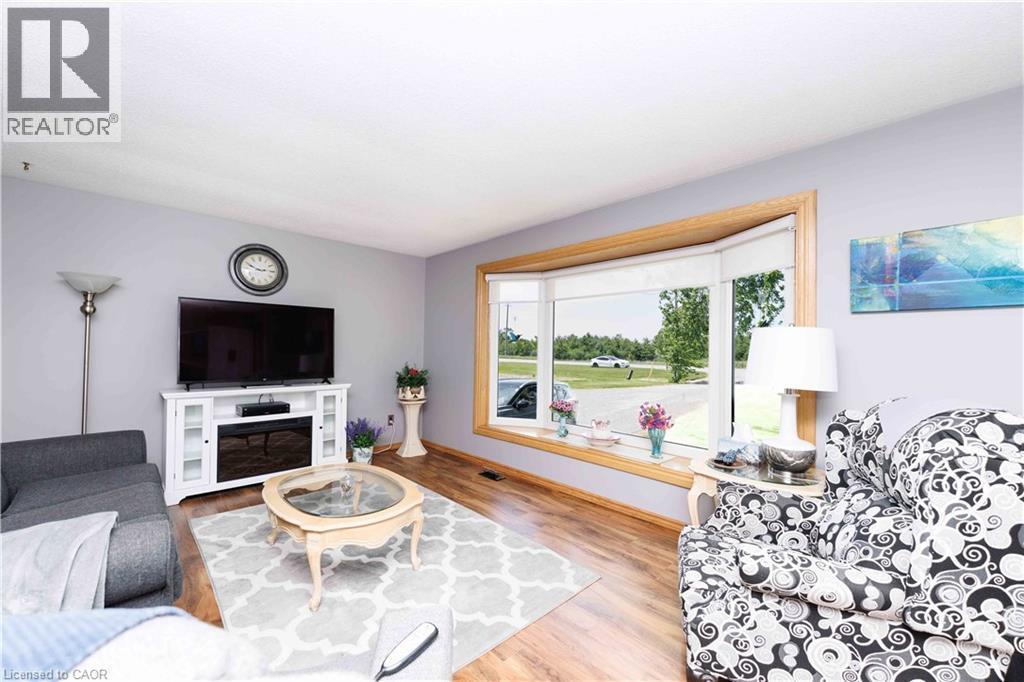 












4276 HALDIMAND ROAD 20

,
Dunnville,




Ontario
N1A2W3

