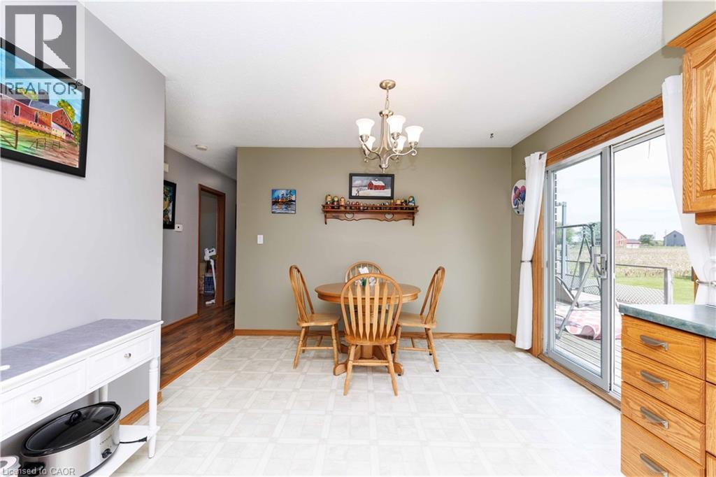 












4276 HALDIMAND ROAD 20

,
Dunnville,




Ontario
N1A2W3

