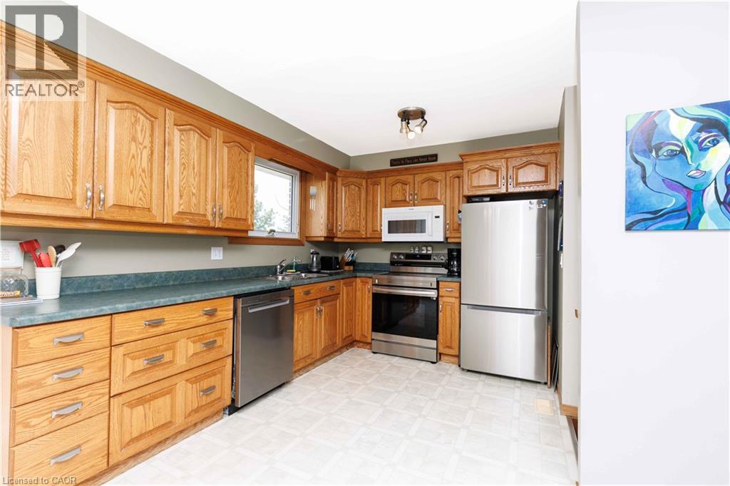 












4276 HALDIMAND ROAD 20

,
Dunnville,




Ontario
N1A2W3

