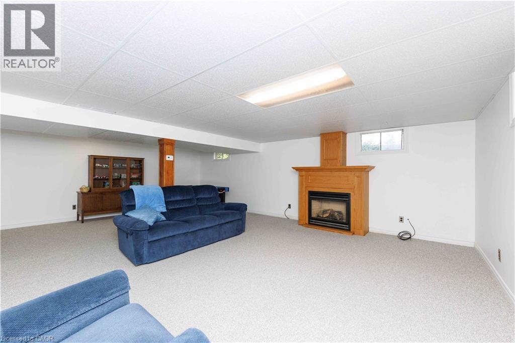 












4276 HALDIMAND ROAD 20

,
Dunnville,




Ontario
N1A2W3


