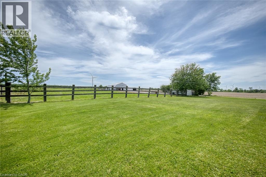 












4276 HALDIMAND ROAD 20

,
Dunnville,




Ontario
N1A2W3

