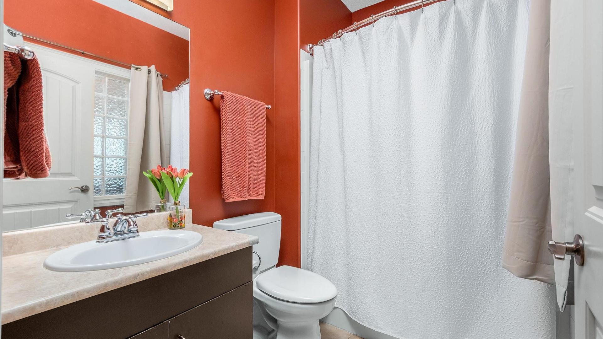 









904


33

Avenue,
Vernon,




BC
V1T 9V7

