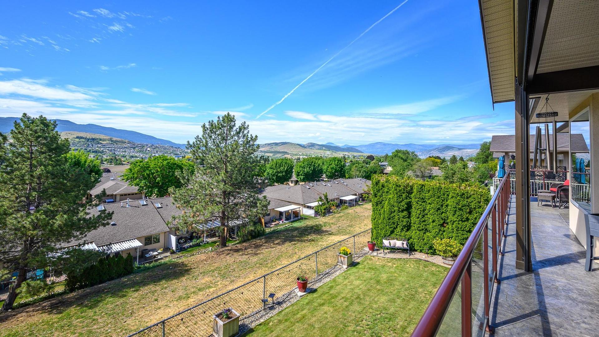 









904


33

Avenue,
Vernon,




BC
V1T 9V7

