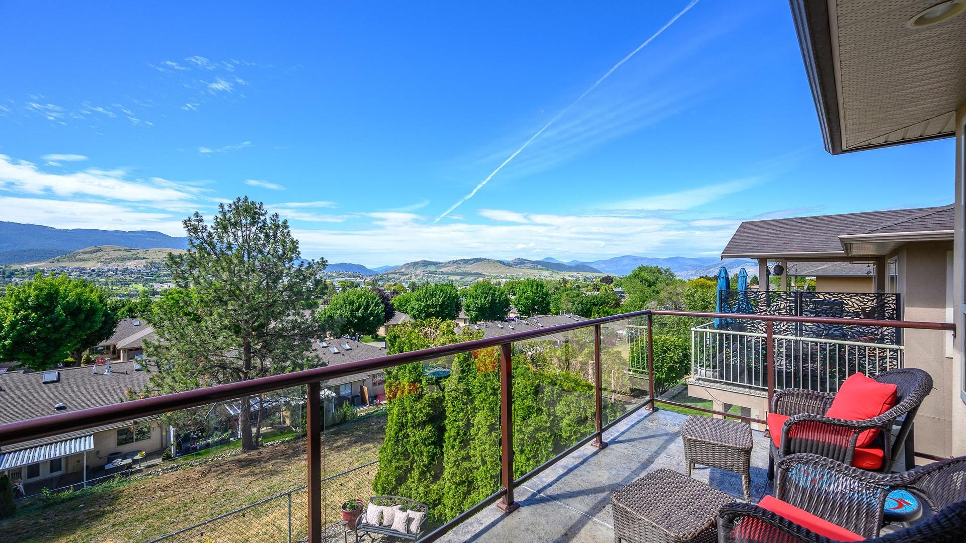 









904


33

Avenue,
Vernon,




BC
V1T 9V7

