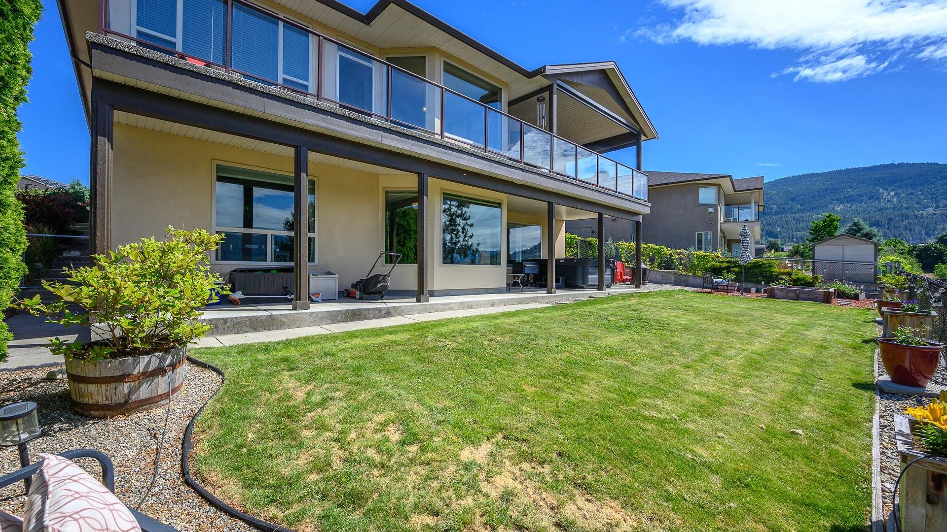 









904


33

Avenue,
Vernon,




BC
V1T 9V7

