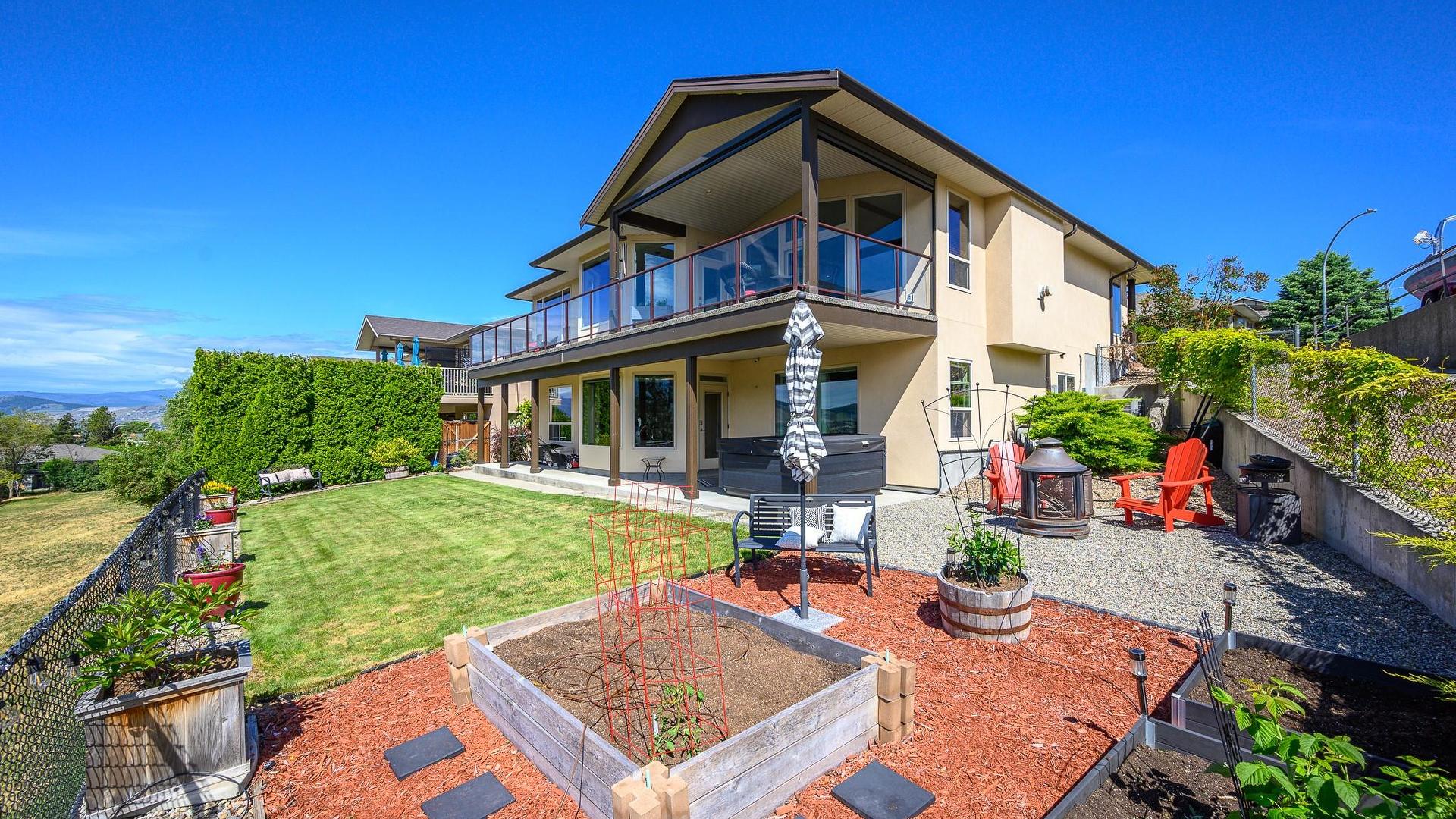 









904


33

Avenue,
Vernon,




BC
V1T 9V7


