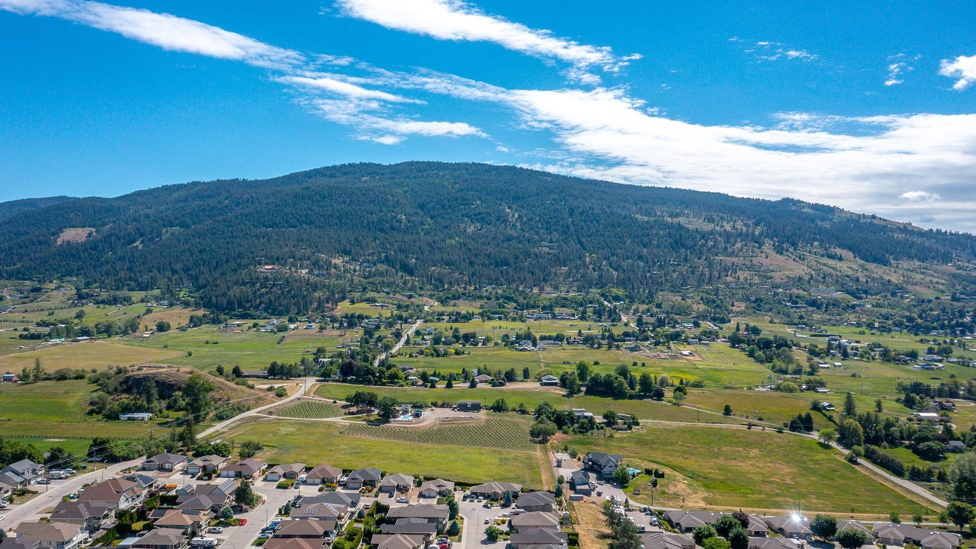 









904


33

Avenue,
Vernon,




BC
V1T 9V7

