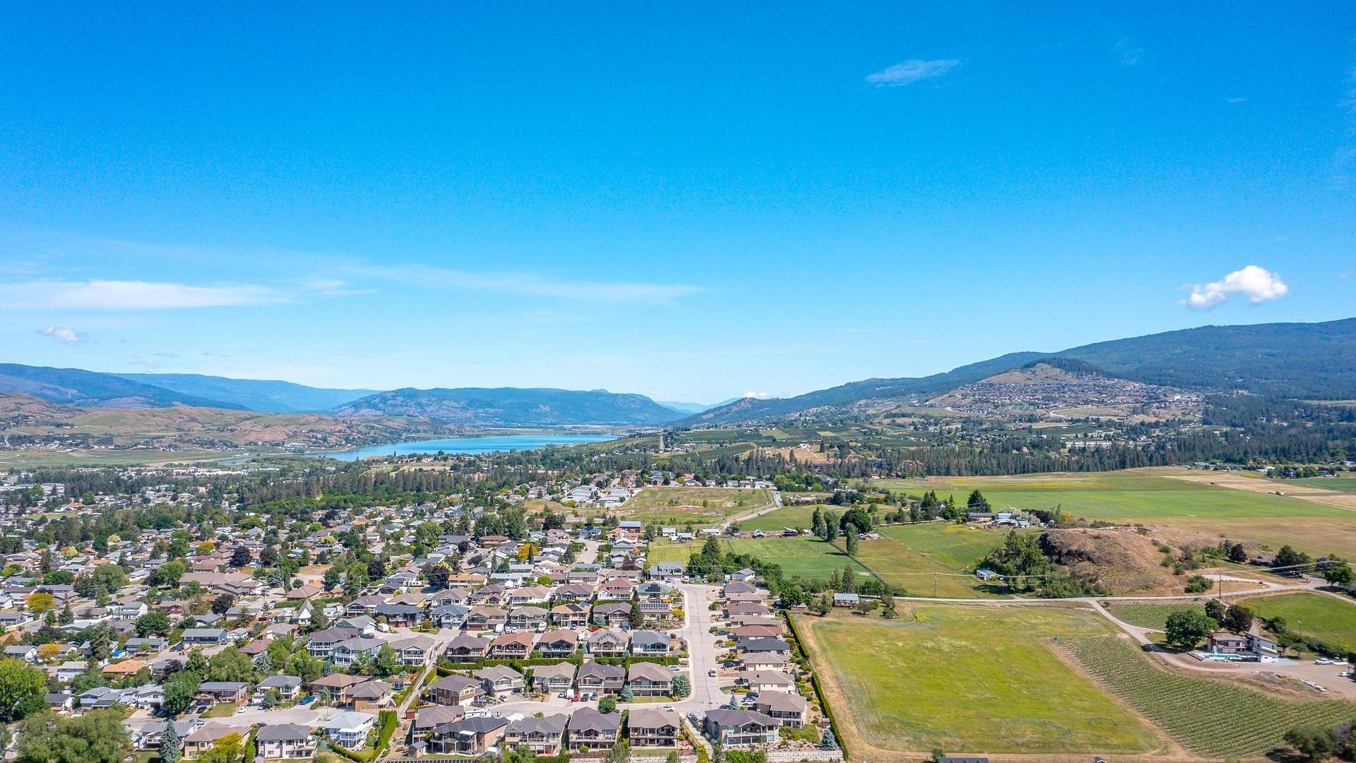 









904


33

Avenue,
Vernon,




BC
V1T 9V7

