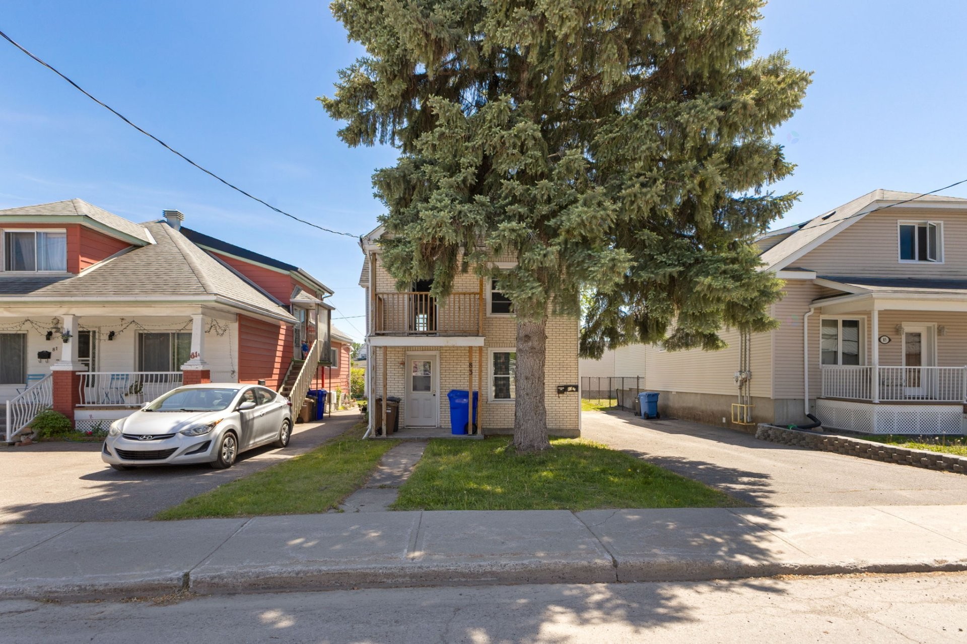 









83


Rue Wìgwàs

,
Gatineau (Hull),




QC
J8Y2W6

