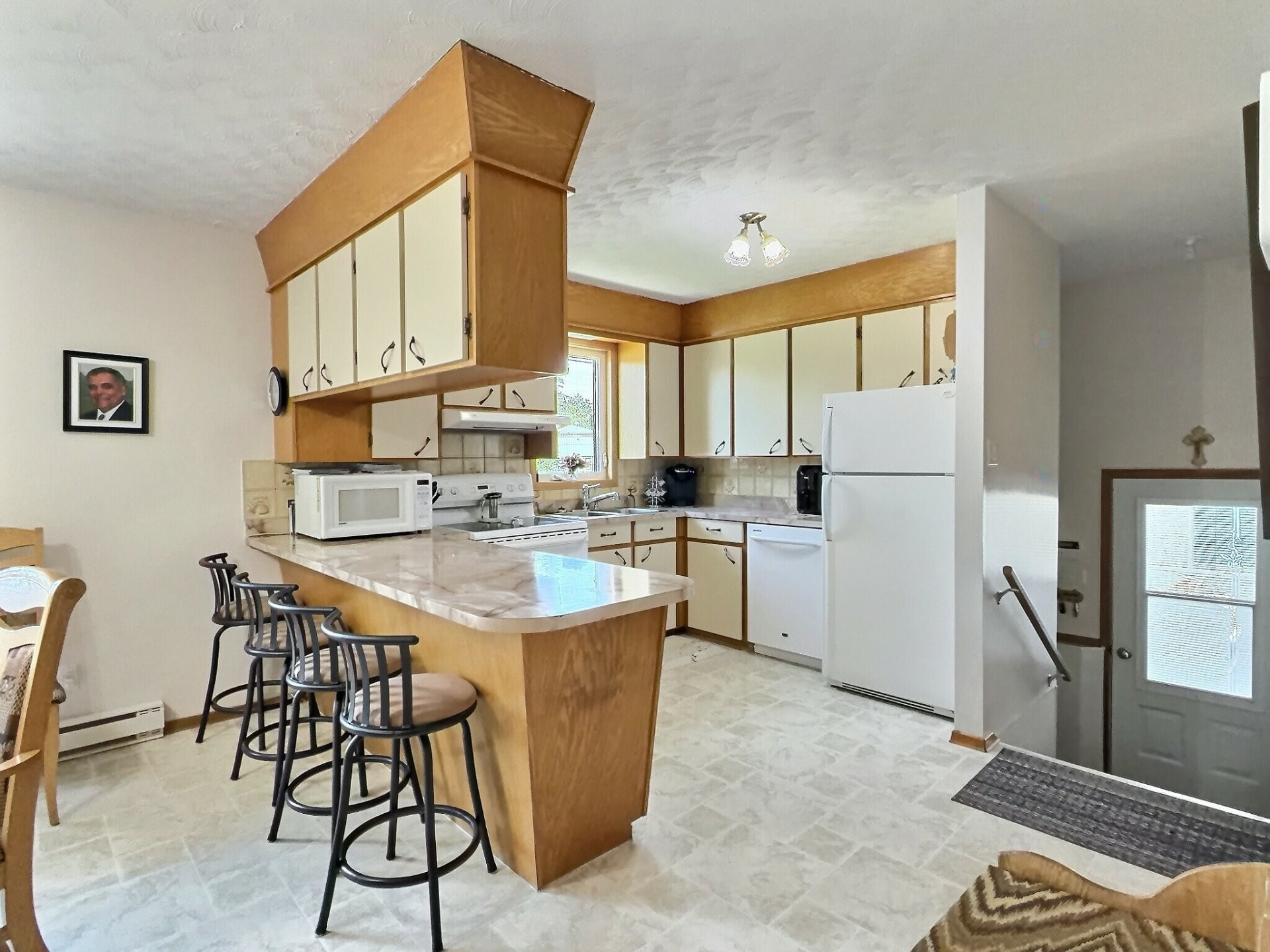 









16


Rue Bergeron E.

,
Laverlochère-Angliers,




QC
J9V2P0

