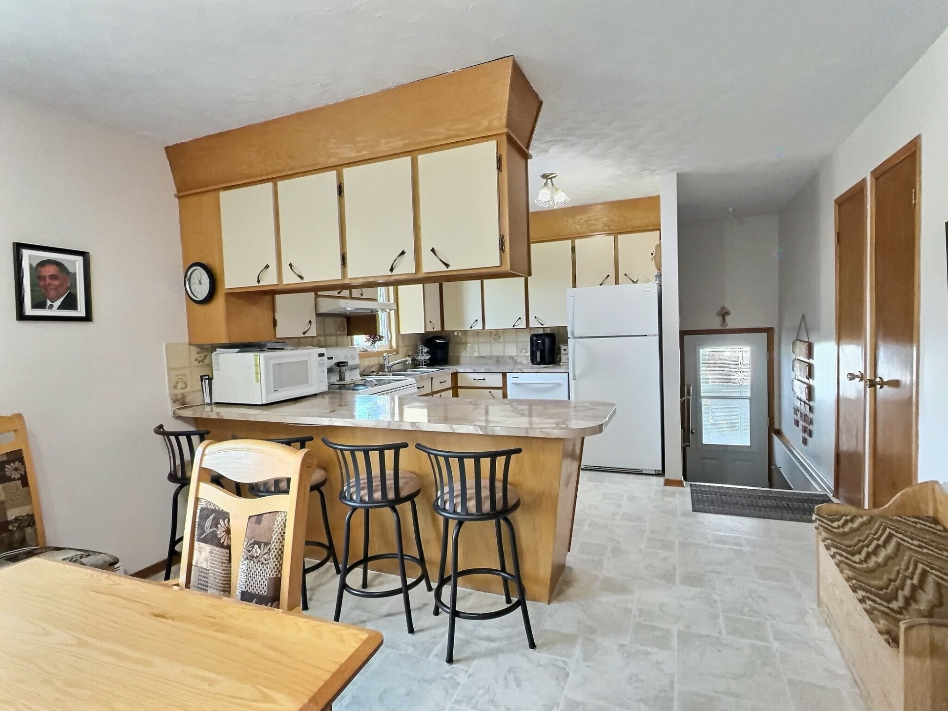 









16


Rue Bergeron E.

,
Laverlochère-Angliers,




QC
J9V2P0

