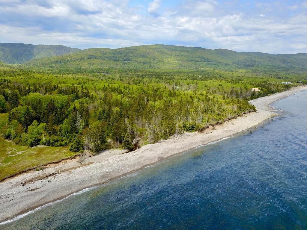 












44435 Cabot Trail

,
Little River,




NS
B0C 1H0

