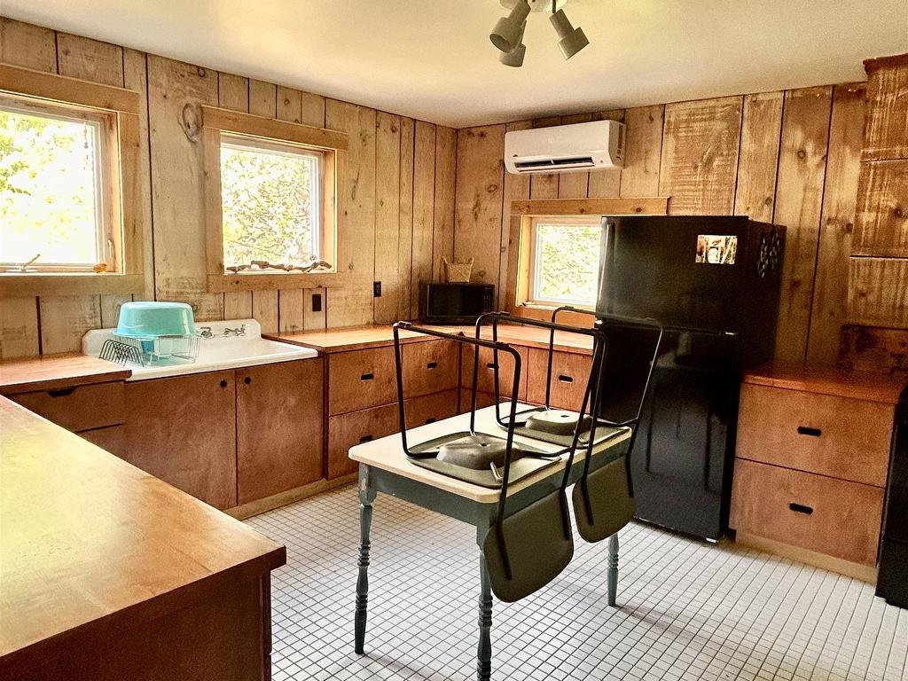 












44435 Cabot Trail

,
Little River,




NS
B0C 1H0

