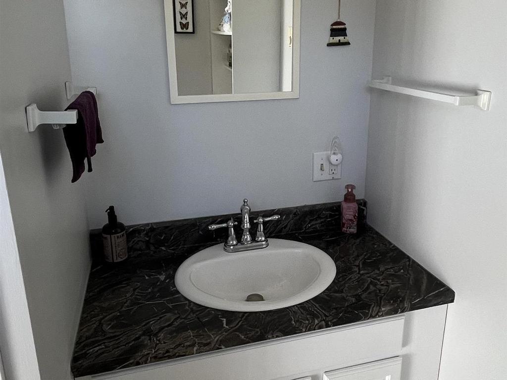 












376 Smith Point Road

,
Fox Harbour,




NS
B0K 1Y0

