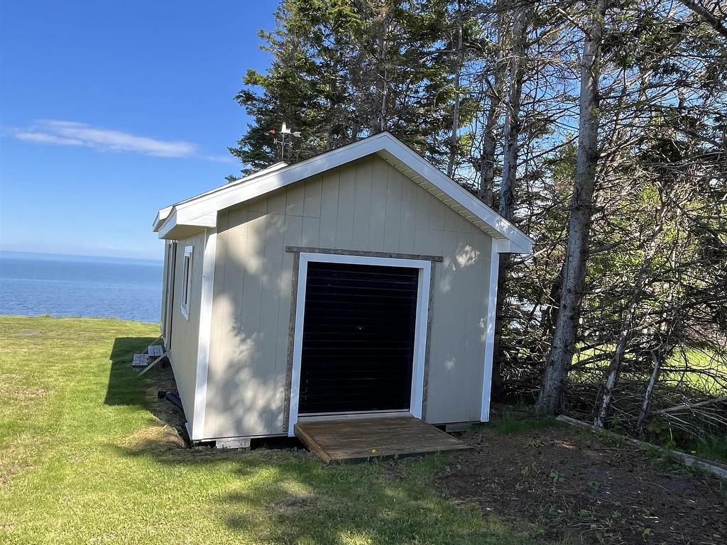 












376 Smith Point Road

,
Fox Harbour,




NS
B0K 1Y0

