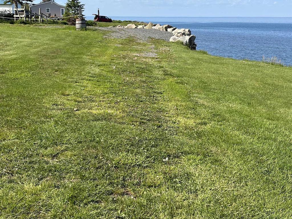 












376 Smith Point Road

,
Fox Harbour,




NS
B0K 1Y0

