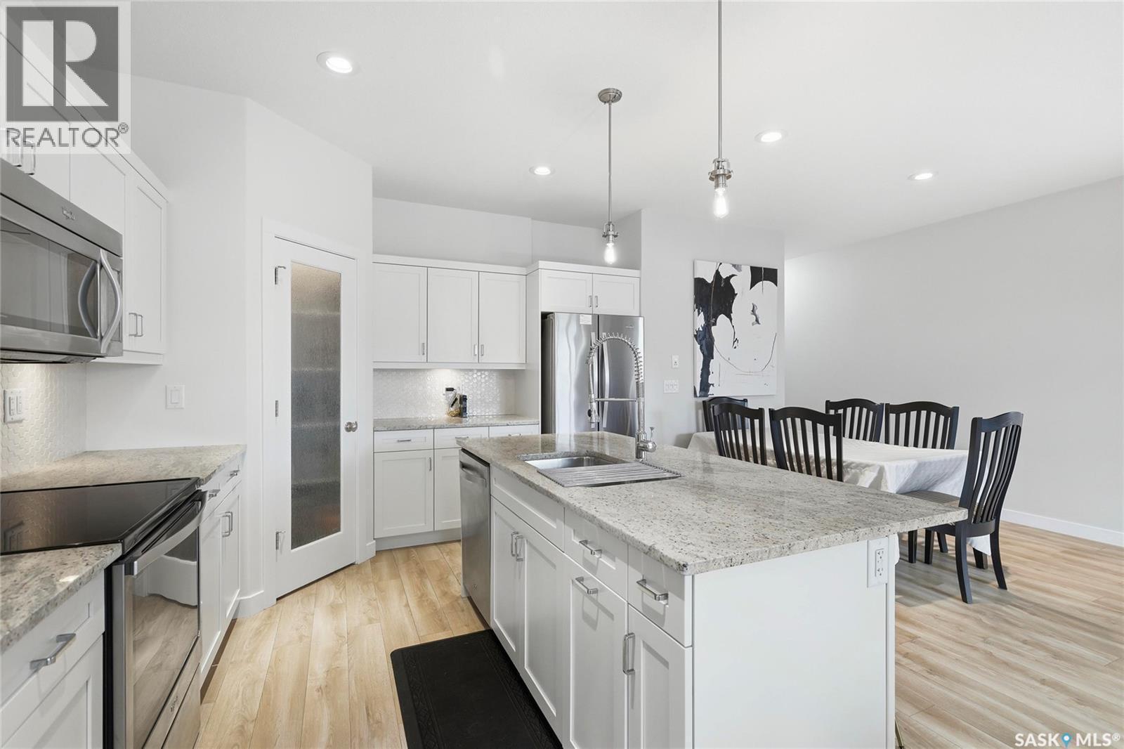 












1105 Jurasin STREET N

,
Regina,




Saskatchewan
S4X0K1

