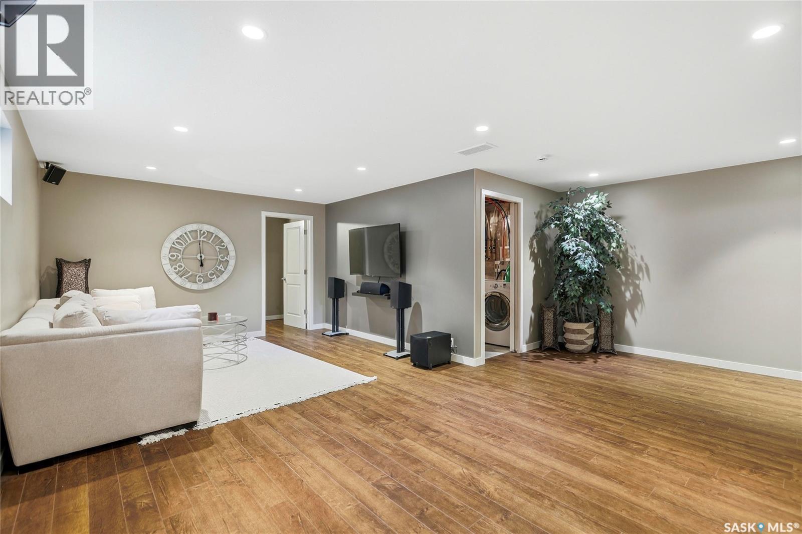 












1105 Jurasin STREET N

,
Regina,




Saskatchewan
S4X0K1


