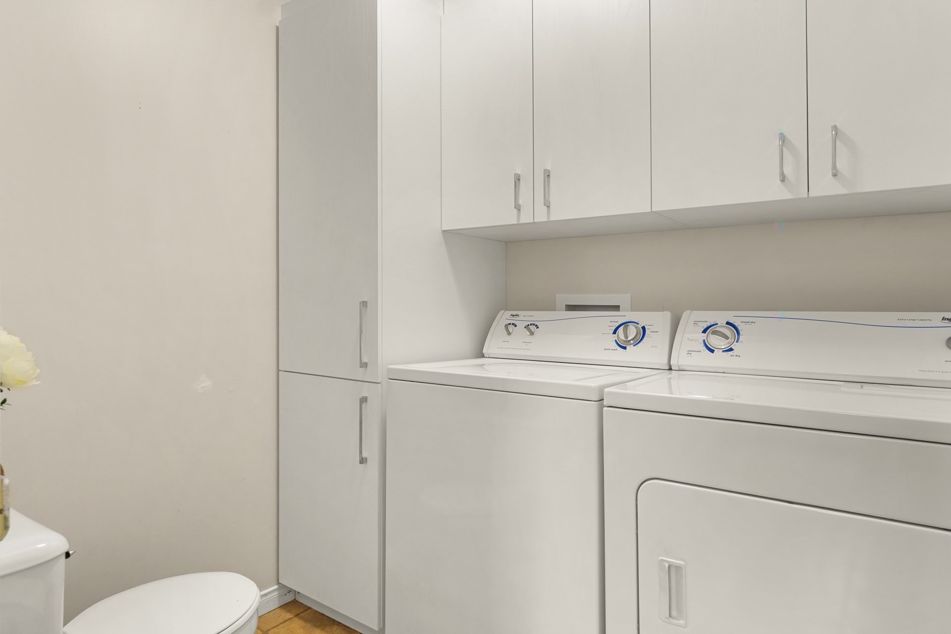 









6870


Rue François-Marguerie

,
Trois-Rivières,




QC
G8Y7E9

