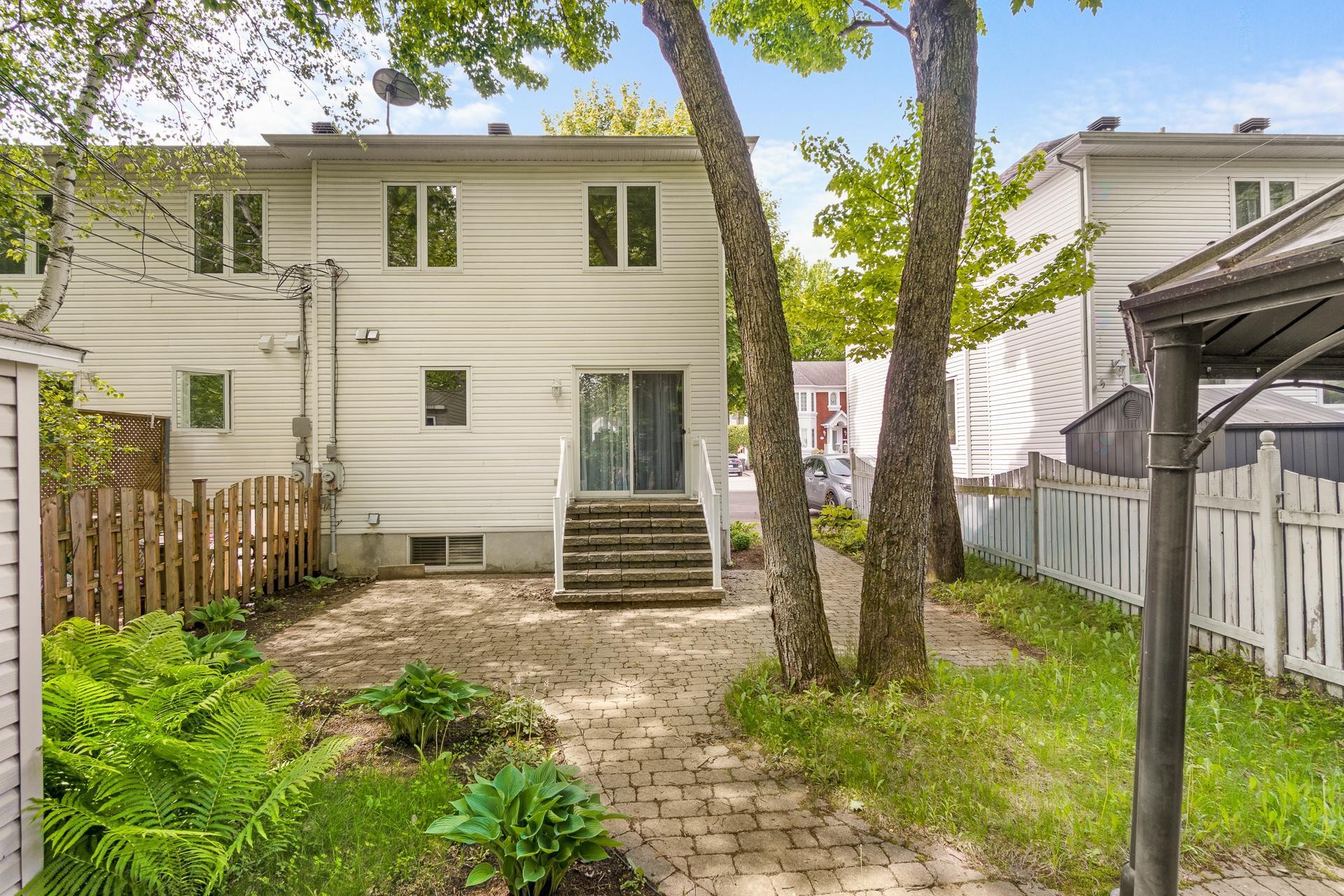









6870


Rue François-Marguerie

,
Trois-Rivières,




QC
G8Y7E9

