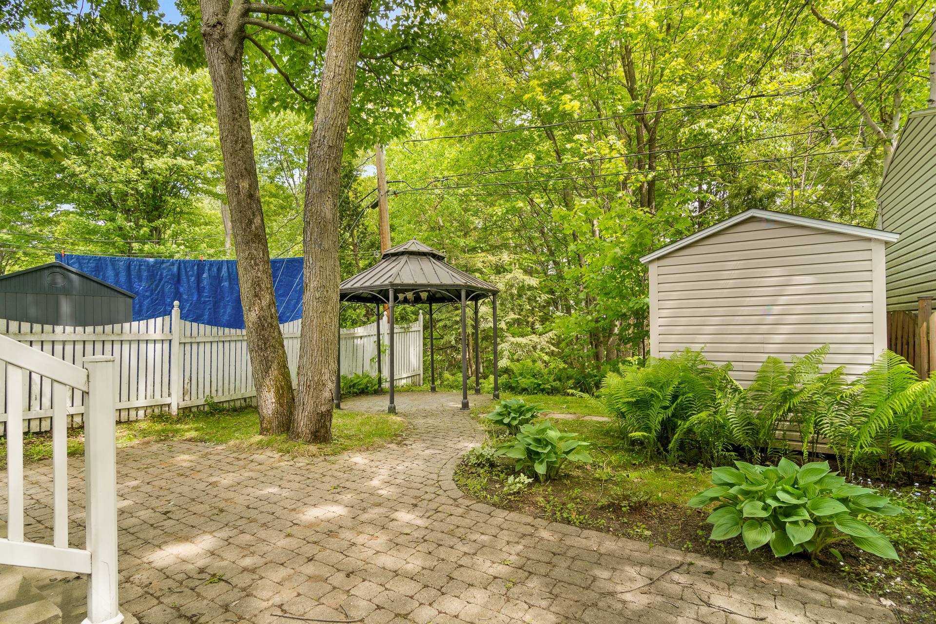 









6870


Rue François-Marguerie

,
Trois-Rivières,




QC
G8Y7E9

