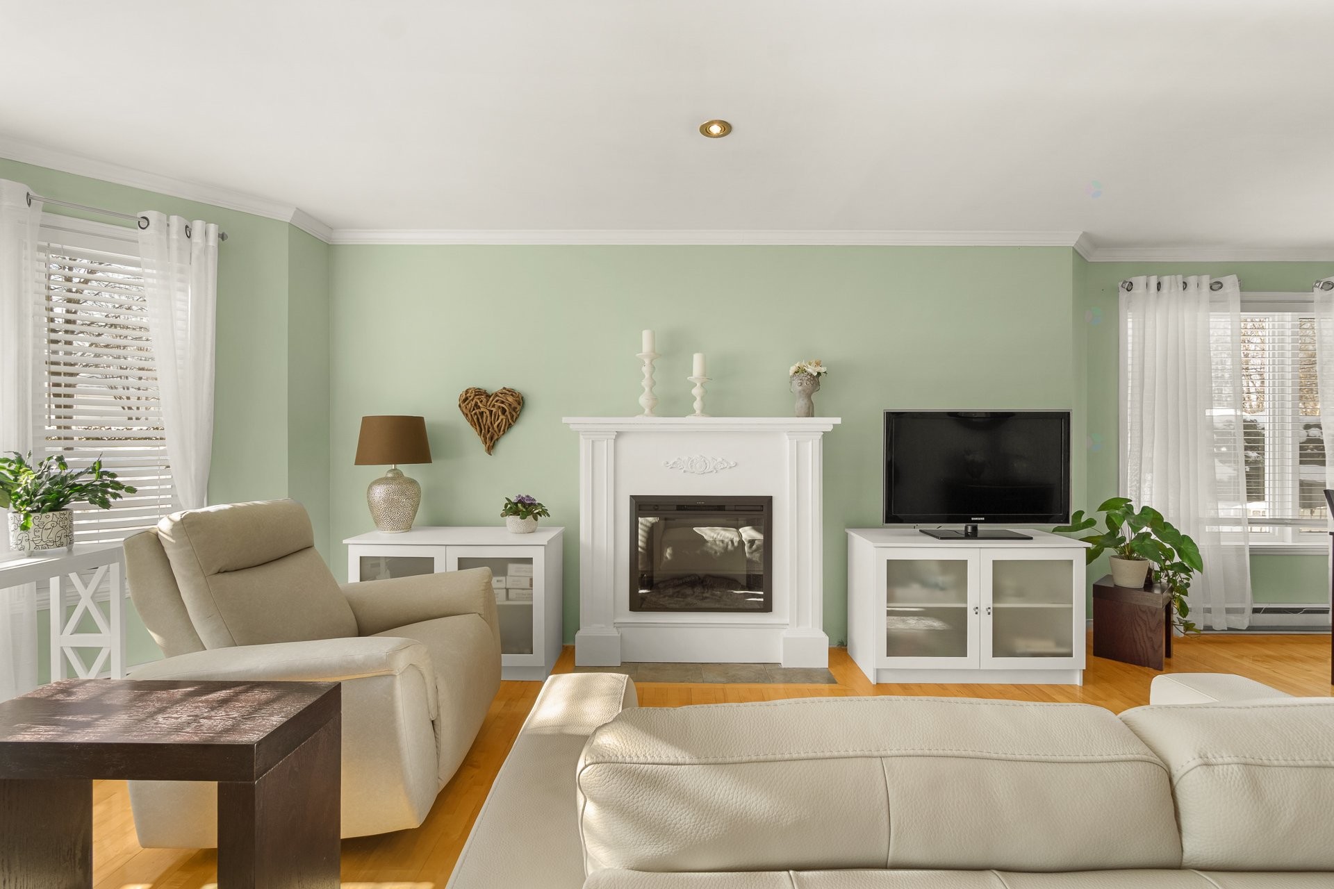 









6870


Rue François-Marguerie

,
Trois-Rivières,




QC
G8Y7E9

