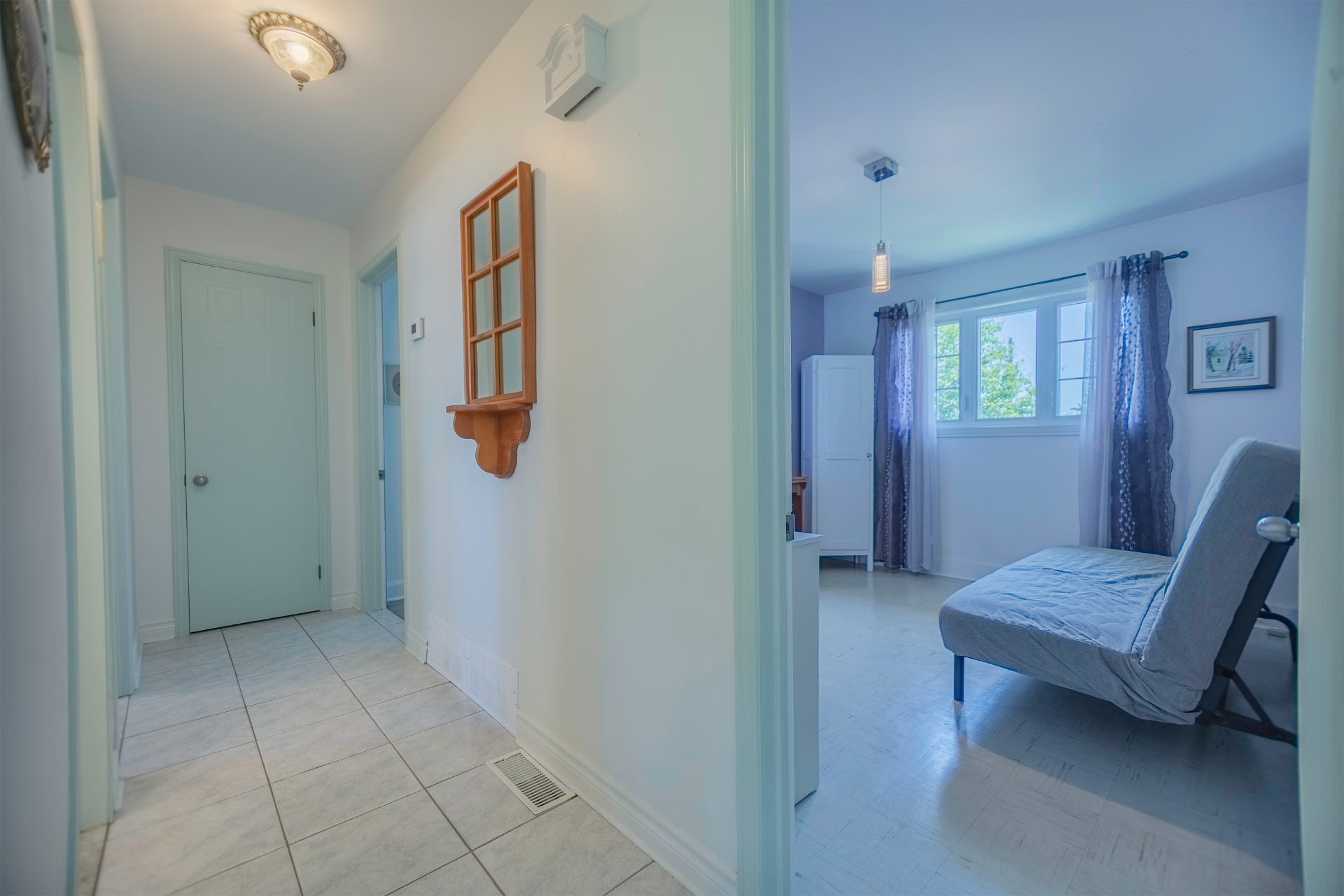 









2514


Rue St-André

,
Varennes,




QC
J3X1A8

