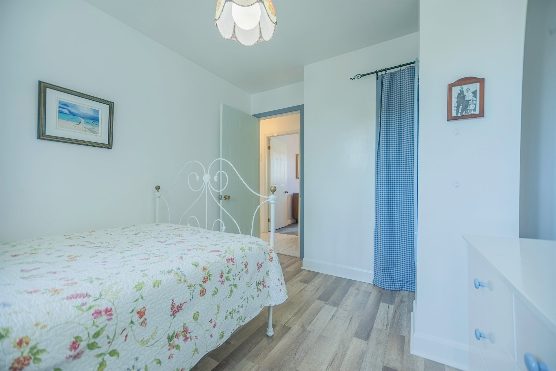 









2514


Rue St-André

,
Varennes,




QC
J3X1A8

